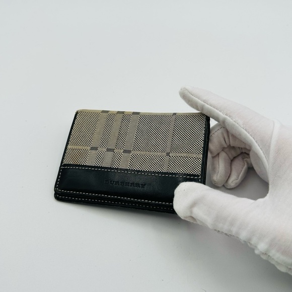 Burberry Bi fold Wallet - Picture 2 of 7